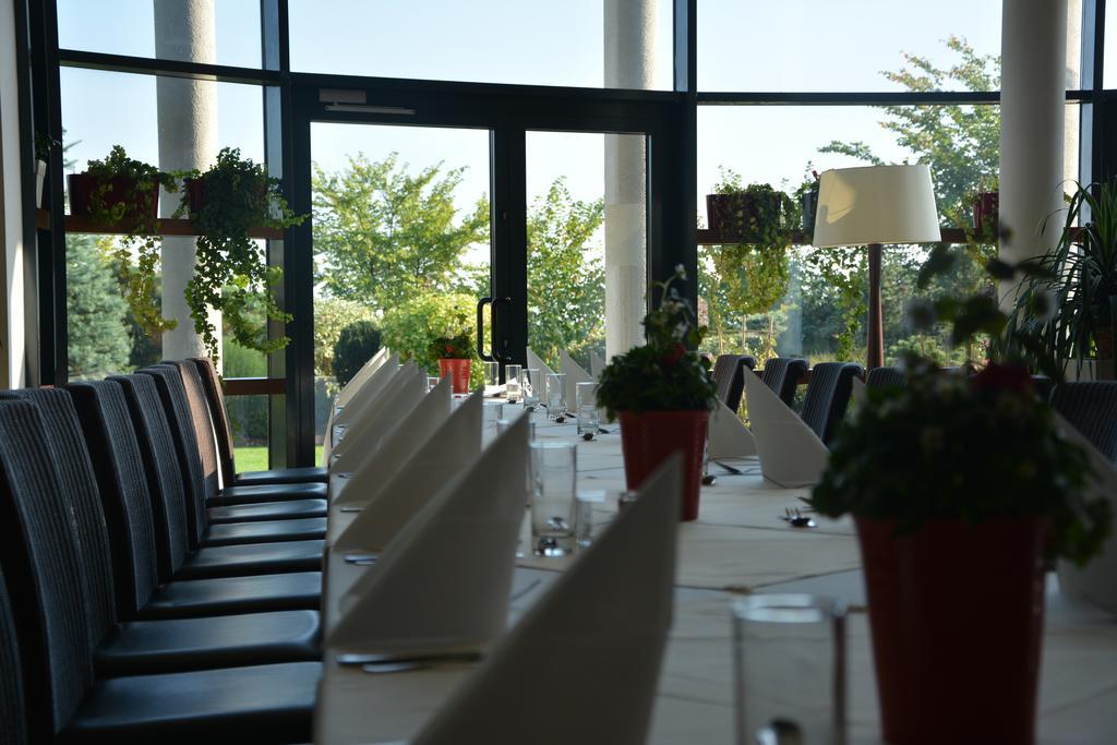 Bazuny Hotel&Spa Kościerzyna Εξωτερικό φωτογραφία