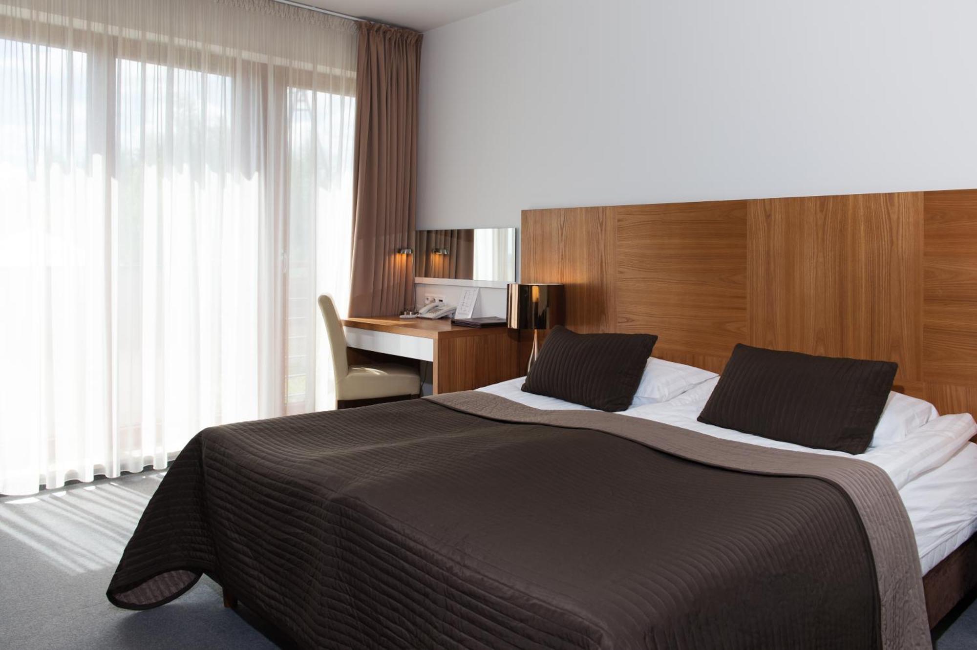 Bazuny Hotel&Spa Kościerzyna Εξωτερικό φωτογραφία